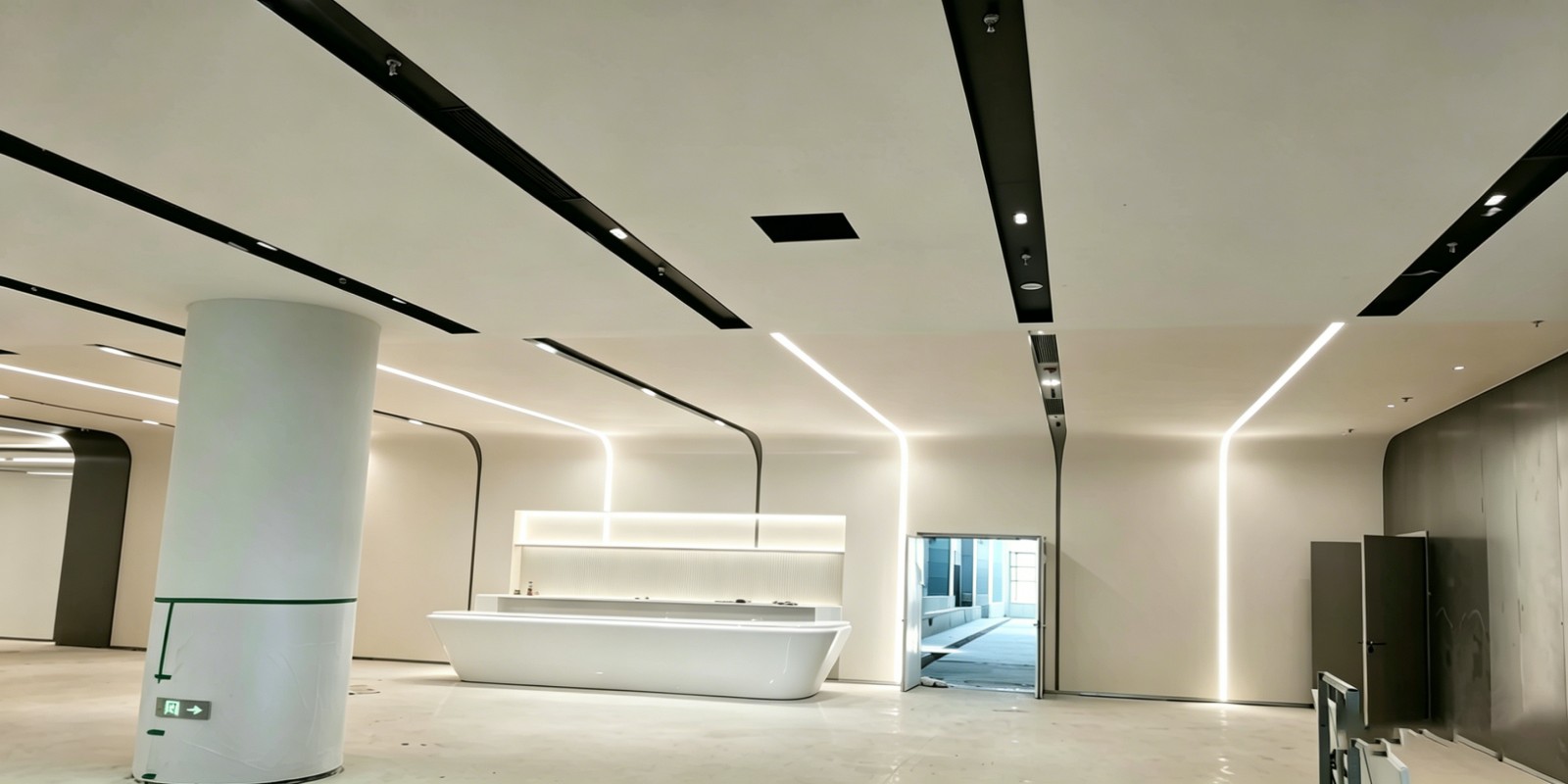C3-宁波理工大学南门厅.jpg